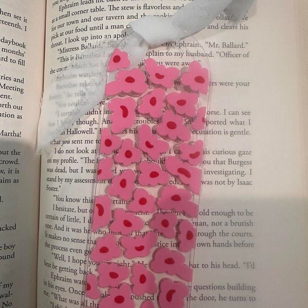 Pink Books - Picture 2 of 2